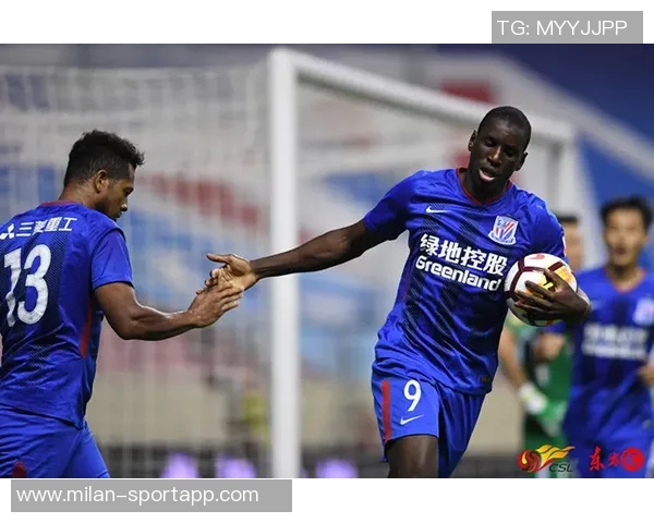 申花主场防守失误致对手凌空垫射扳平比分令人失望