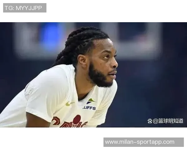 米切尔状态低迷20投仅中6末节发力独得10分难救主